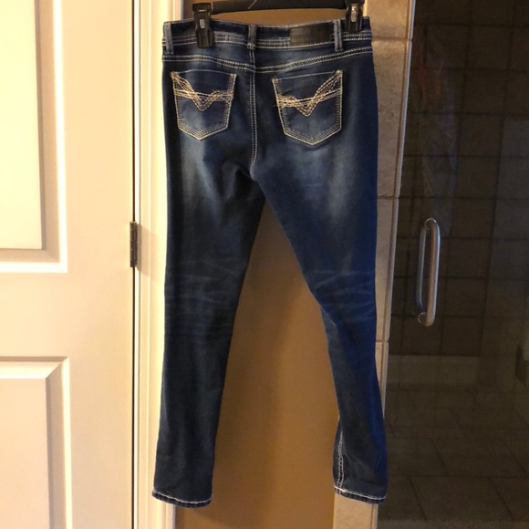 Jeans - Picture 2 of 2